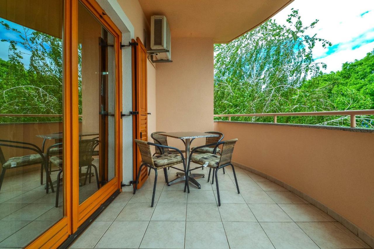 Moreri Garden Новиград Экстерьер фото